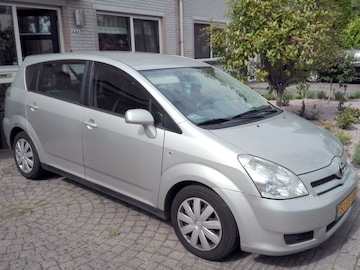 Toyota Corolla Verso 2.2 D-4D Linea Terra (2006)