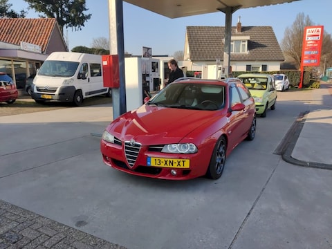 Alfa Romeo 156 Sportwagon 2.5 V6 24V Distinctive