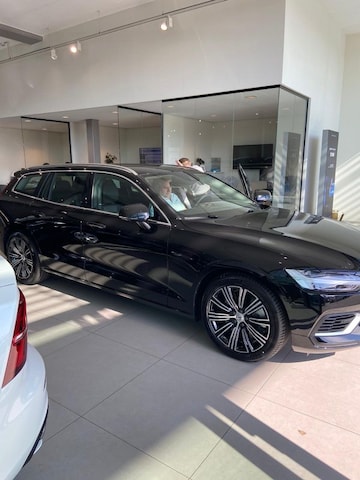 Volvo V60 T6 Recharge AWD Business Pro (2020)