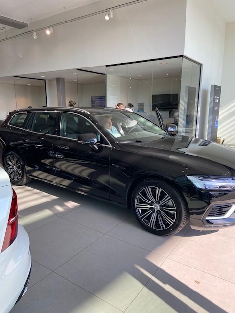 Volvo V60 T6 Recharge AWD Business Pro