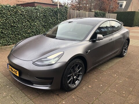 Tesla Model 3 Standard Range Plus