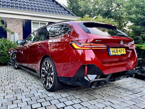 BMW 550e xDrive Touring (2025)