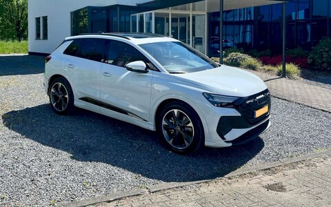 Audi Q4 e-tron 45 quattro S edition (2025)