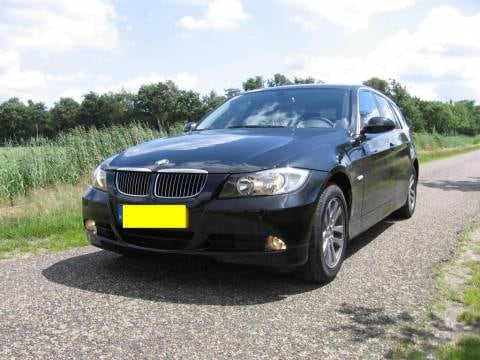 BMW 325i Touring (2007)