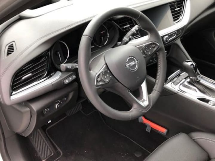 Opel Insignia Sports Tourer 2.0 Turbo 200pk Business Elegance (2021)