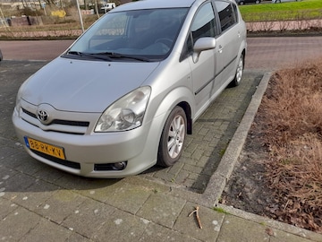 Toyota Corolla Verso 1.8 16v VVT-i Linea Luna (2005)