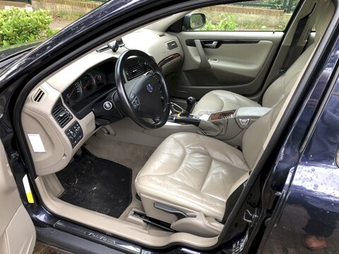 Volvo V70 2.4D Edition