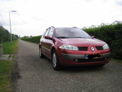 Renault Mégane Grand Tour 1.6 16V Dynamique Luxe (2004)