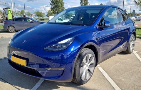Tesla Model Y Long Range AWD