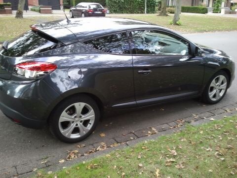 Renault Mégane Coupé dCi 110 Dynamique (2009)