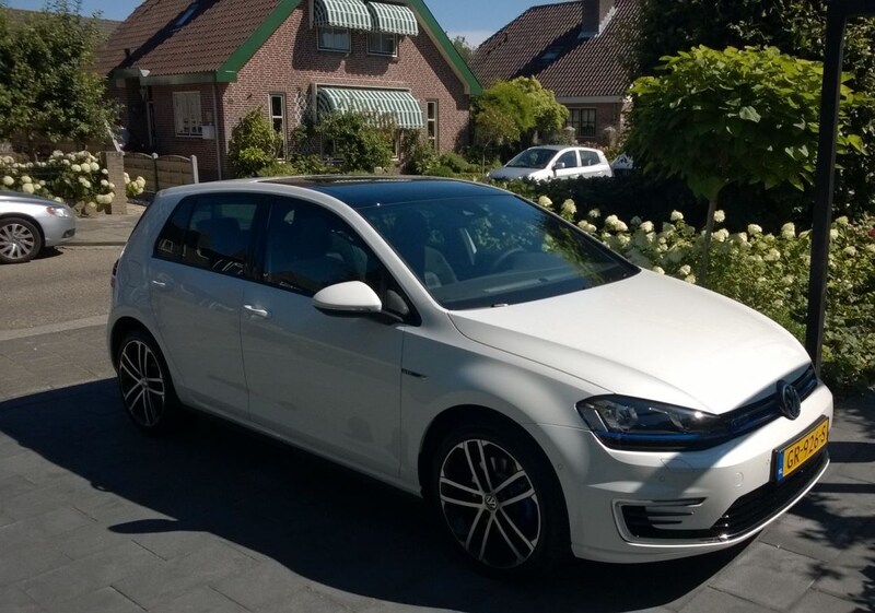 Volkswagen Golf 1.4 TSI GTE (2015)