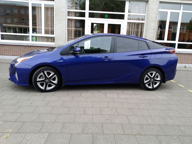Toyota Prius (2016)