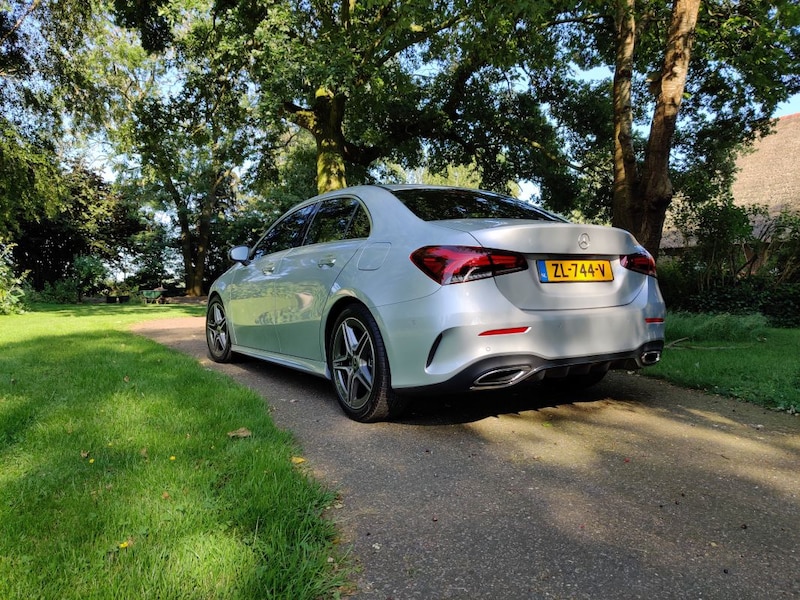 Mercedes-Benz A 180 d Launch Edition (2019)