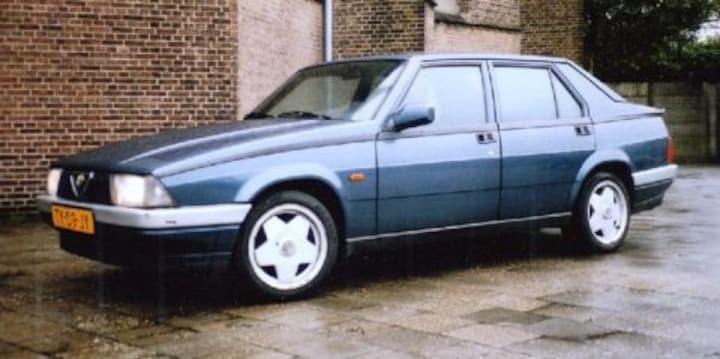 Alfa Romeo 75 1.8