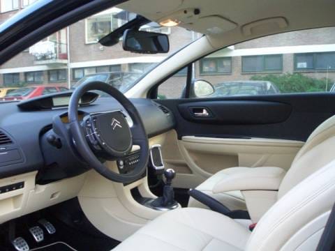 Citroën C4 Coupé 2.0 HDiF 16V VTS (2007)