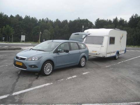 Ford Focus Wagon 2.0 16V Titanium (2008)