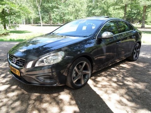 Volvo S60 DRIVe R-Design (2011)