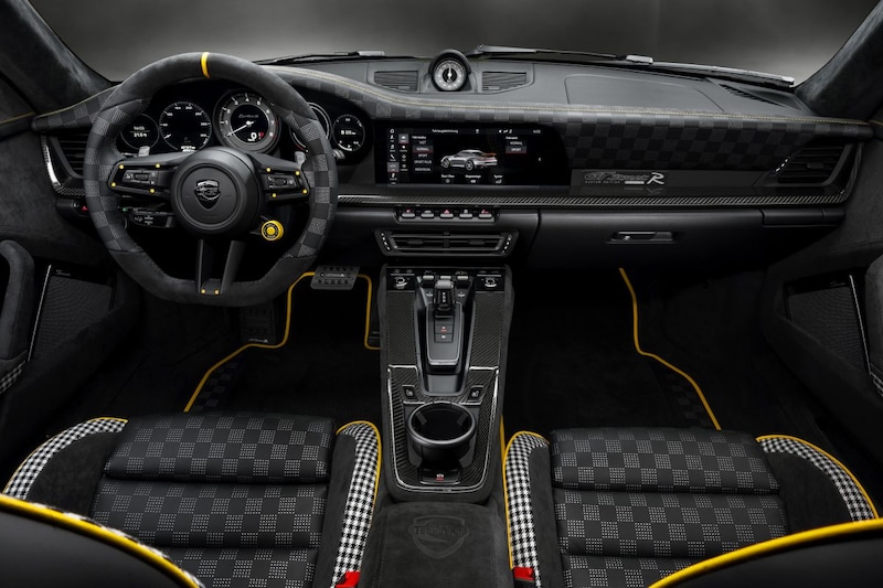 Techart GTstreet R