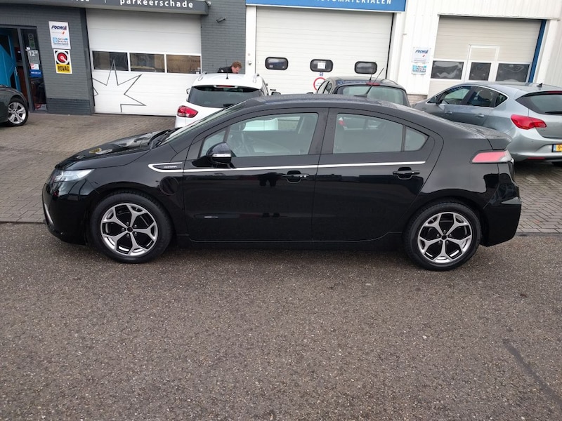 Opel Ampera (2012)