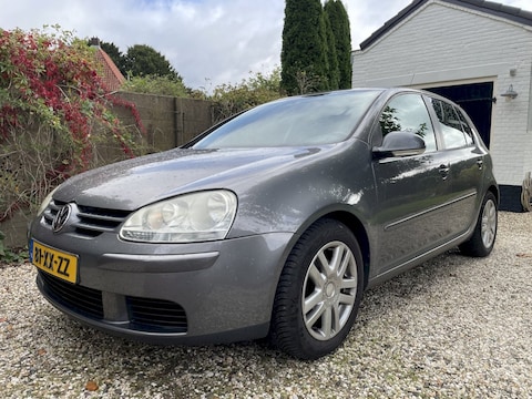 Volkswagen Golf 1.6 Trendline