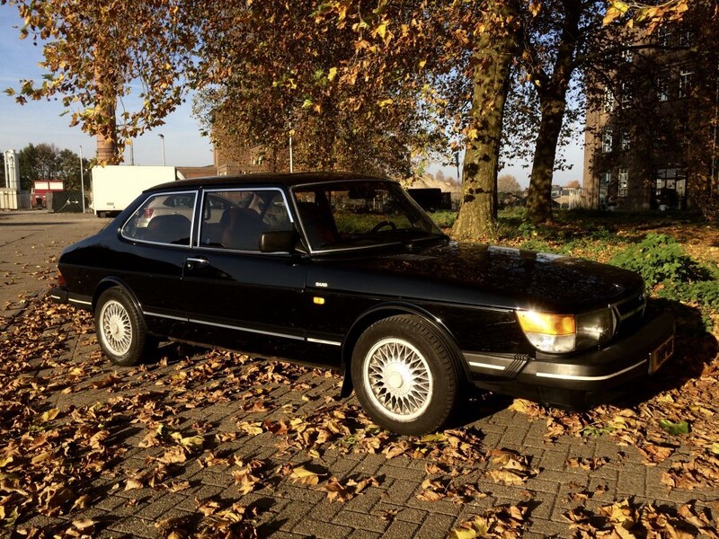 Saab 900 Turbo (1986)