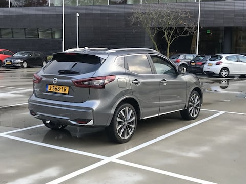 Nissan Qashqai DIG-T 160 Premium Edition