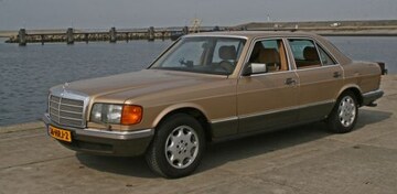 Mercedes-Benz 500 SEL (1983)