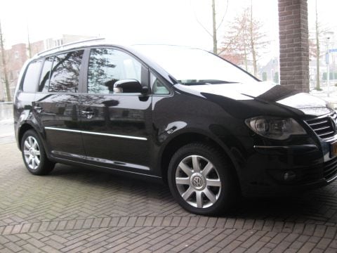 Volkswagen Touran 1.9 TDI 105pk Highline (2008)