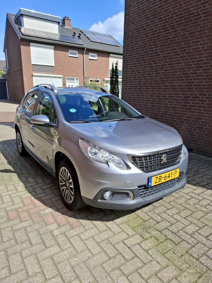 Peugeot 2008 Active 1.2 Puretech 82 (2017)