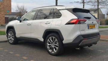 Toyota RAV4 2.5 Hybrid AWD Executive (2020)