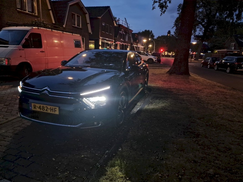 Citroen C5 X Plug-in Hybrid 225 Shine (2022)