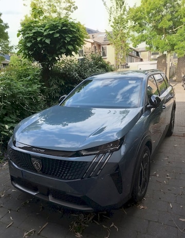 Peugeot e-5008 Allure Advantage 73kWh 210 (2025)