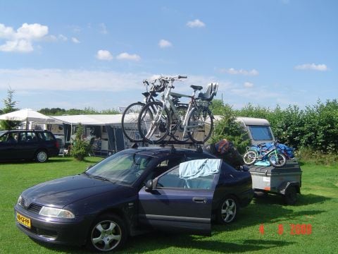 Mitsubishi Carisma 1.8 GDI Classic (2000)