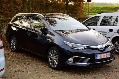 Toyota Auris Touring Sports 1.8 Hybrid Lease Exclusive (2015)