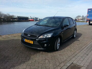 Ford Focus 2.5 20V Turbo ST (2009)