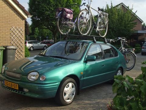 Toyota Corolla 1.6 Linea Luna (1998)