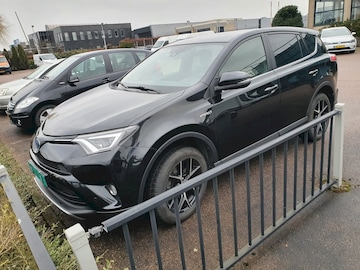 Toyota RAV4 2.5 Hybrid 4WD Style (2017)