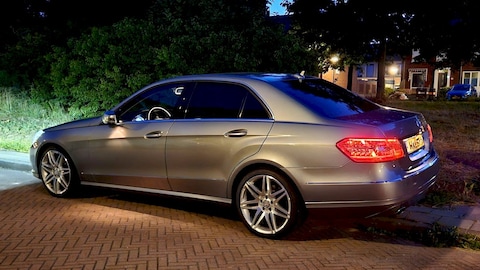 Mercedes-Benz E 250 CGI BlueEFFICIENCY Elegance