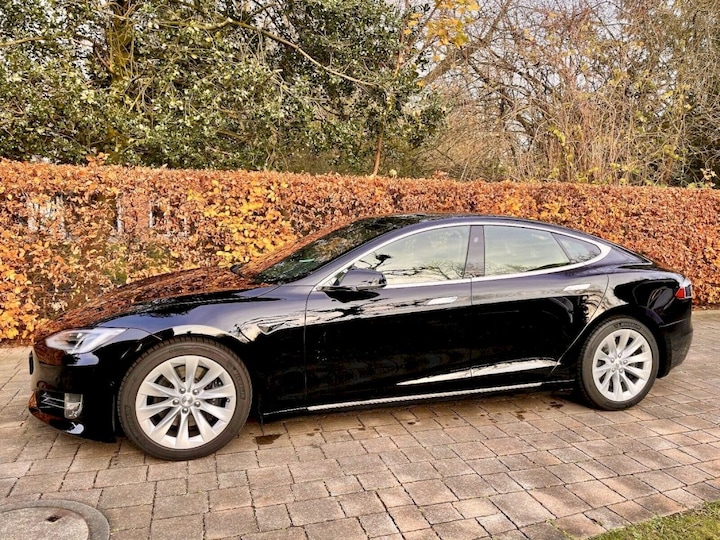 Tesla Model S Long Range (2020)