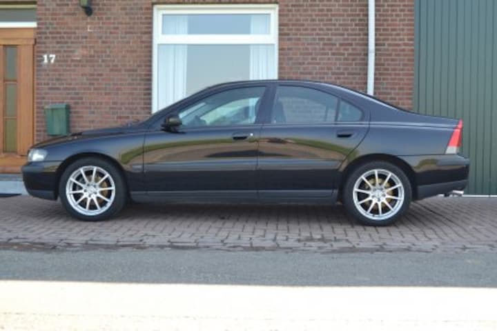 Volvo S60 2.4 140pk (2004)
