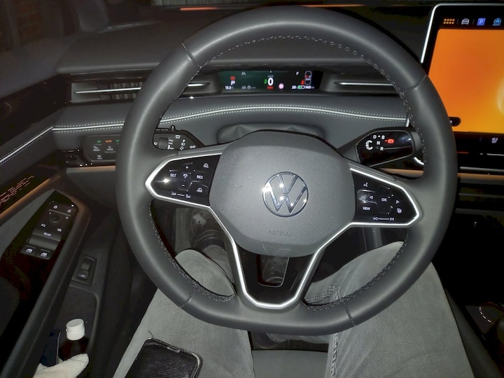 Volkswagen ID.7 Tourer 77kWh 286pk Pro Business (2024)