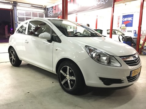 Opel Corsa 1.3 CDTi 75pk ecoFLEX Essentia (2008)