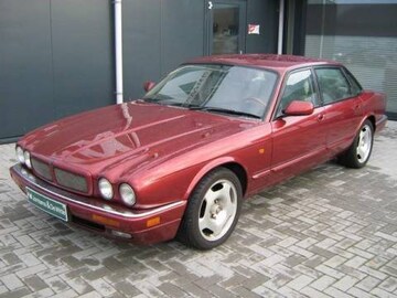 Jaguar XJR 4.0 Supercharged (1996)