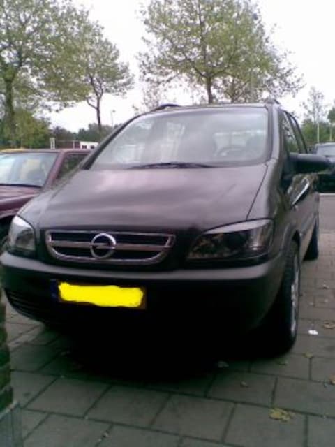 Opel Zafira 1.6i-16V Comfort (2000)