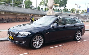 BMW 530d Touring High Executive (2010)