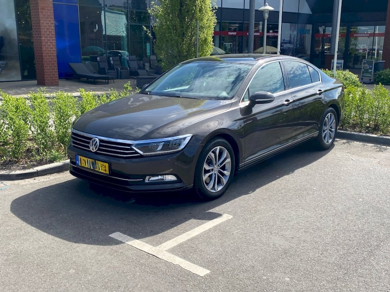 Volkswagen Passat 1.4 TSI 125pk Business Edition (2015)