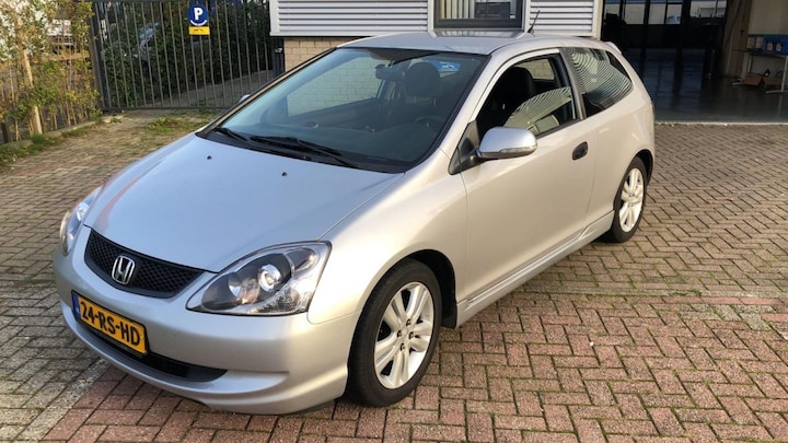 Honda Civic 1.4i LS (2005)
