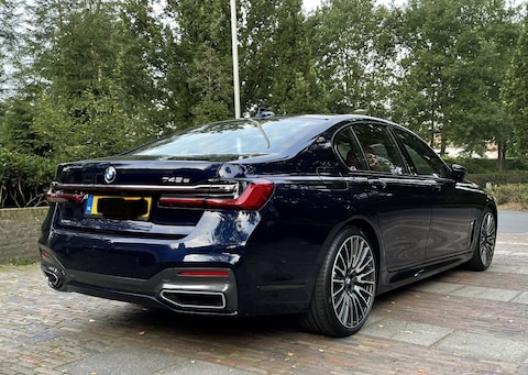 BMW 745e