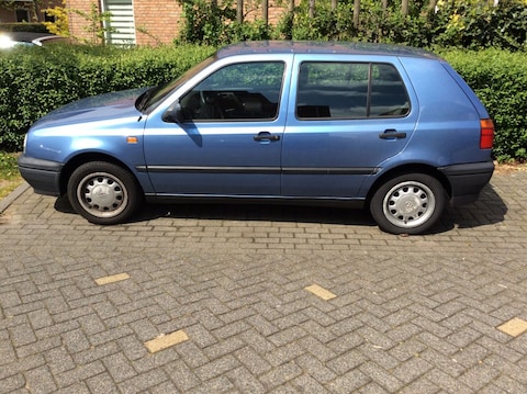 Volkswagen Golf 1.6 CL (1994)