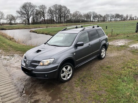 Mitsubishi Outlander Sport 2.0 4WD Turbo